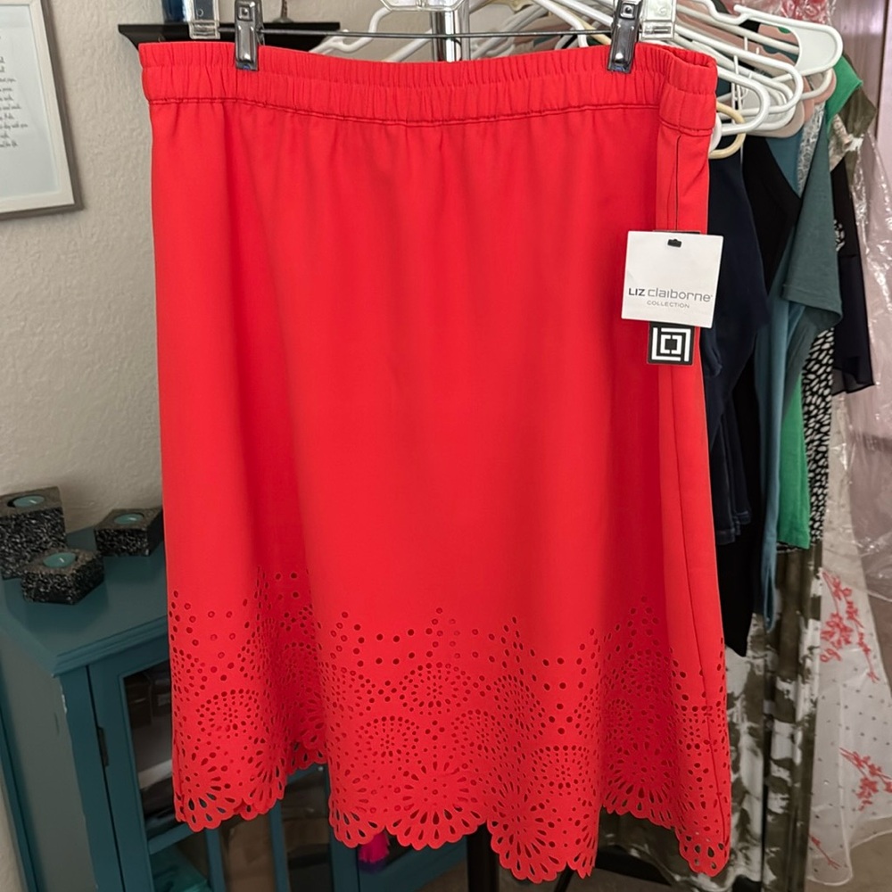 Liz Claiborne NWT Eyelet Orange Skirt, Size L